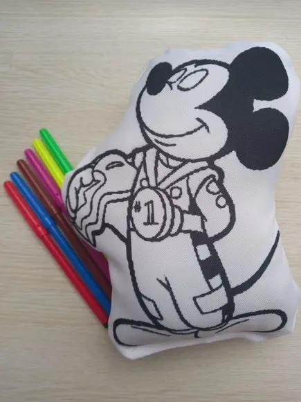 Almofada com Contorno + Canetinha