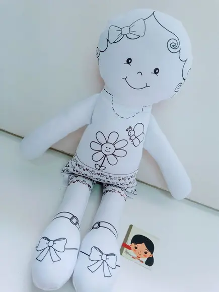 Boneca para Colorir