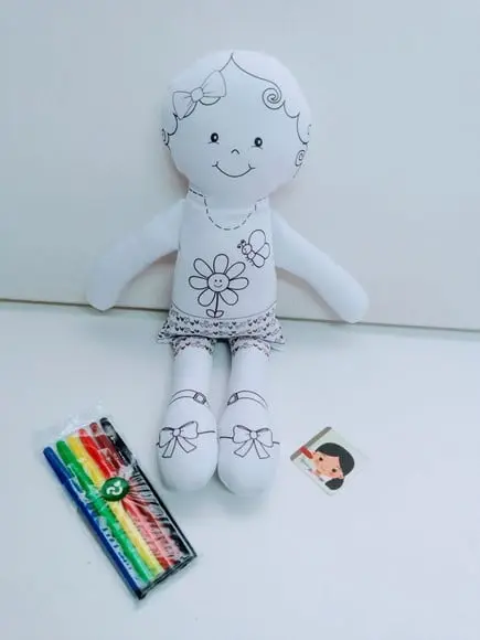 Boneca para Colorir