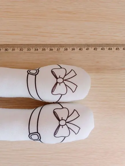 Boneca para Colorir