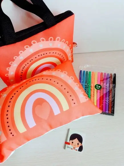 Kit Infantil (bolsa + Almofada Pinte E Lave + Canetinha)
