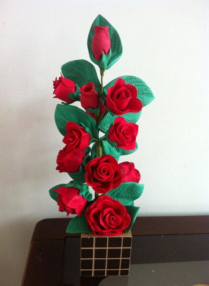 Arranjo de flores rosas vermelha