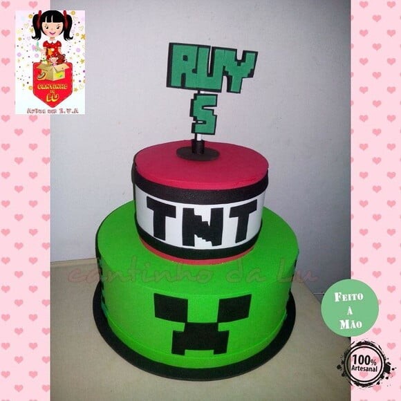 Bolo Fake Minecraft com Topo