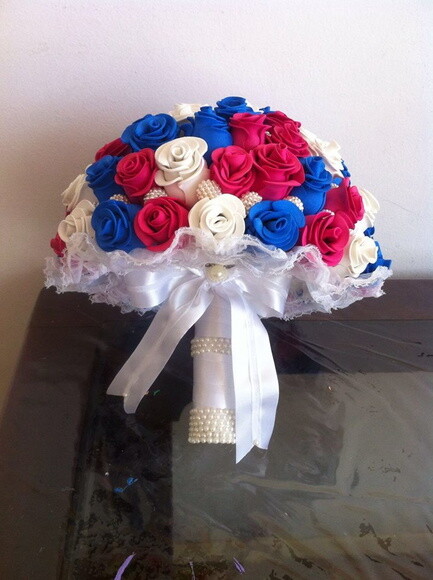 Bouquet de rosas em eva