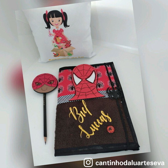 Capa Caderno e Lápis Homem Aranha