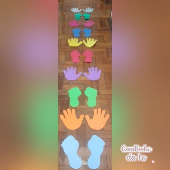 Pares de Pés e Mãos em Eva