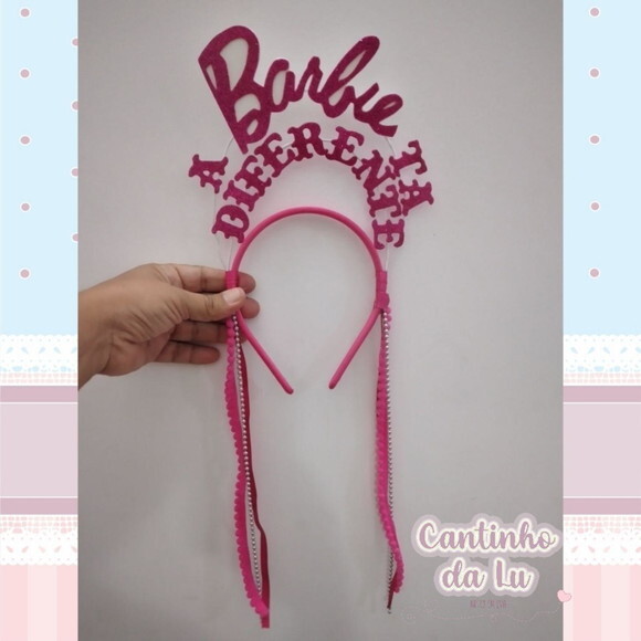 Tiara Carnavalesca Barbie Tá Diferente