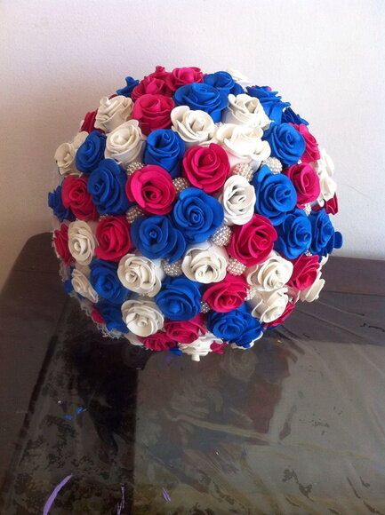 Bouquet de rosas em eva