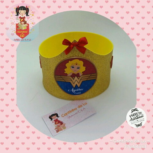 Centro de Mesa Tiara da Mulher Maravilha