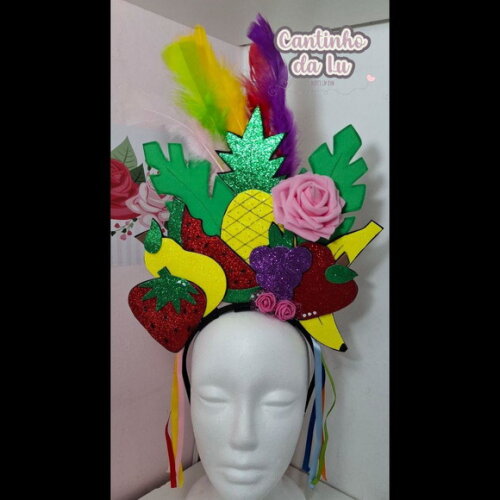Tiara Carmen Miranda