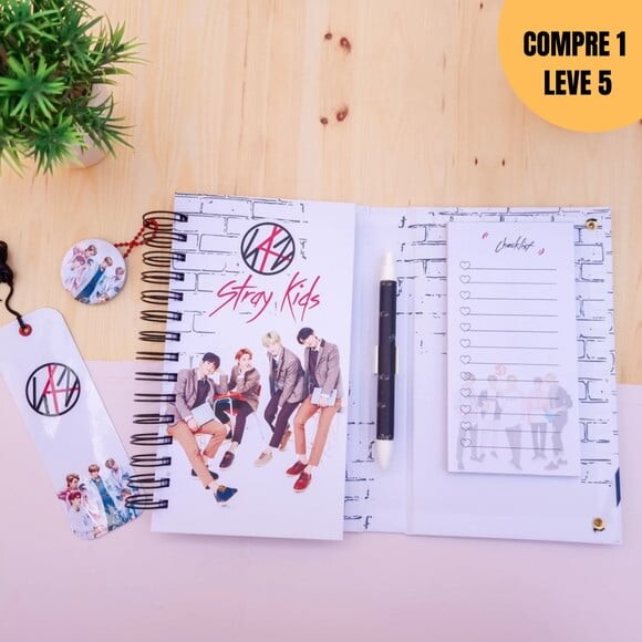 Arquivo Digital Especial Stray Kids -1412