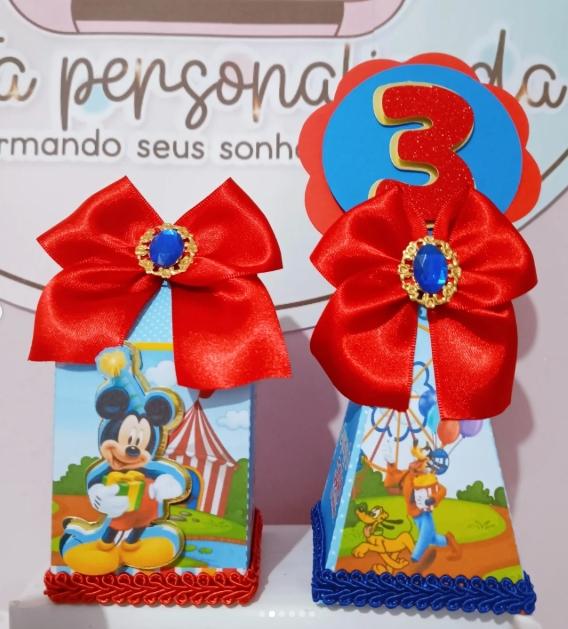 20 Personalizados Mickey no Parque de Diversões