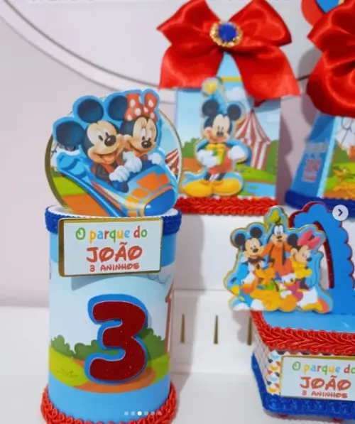 20 Personalizados Mickey no Parque de Diversões