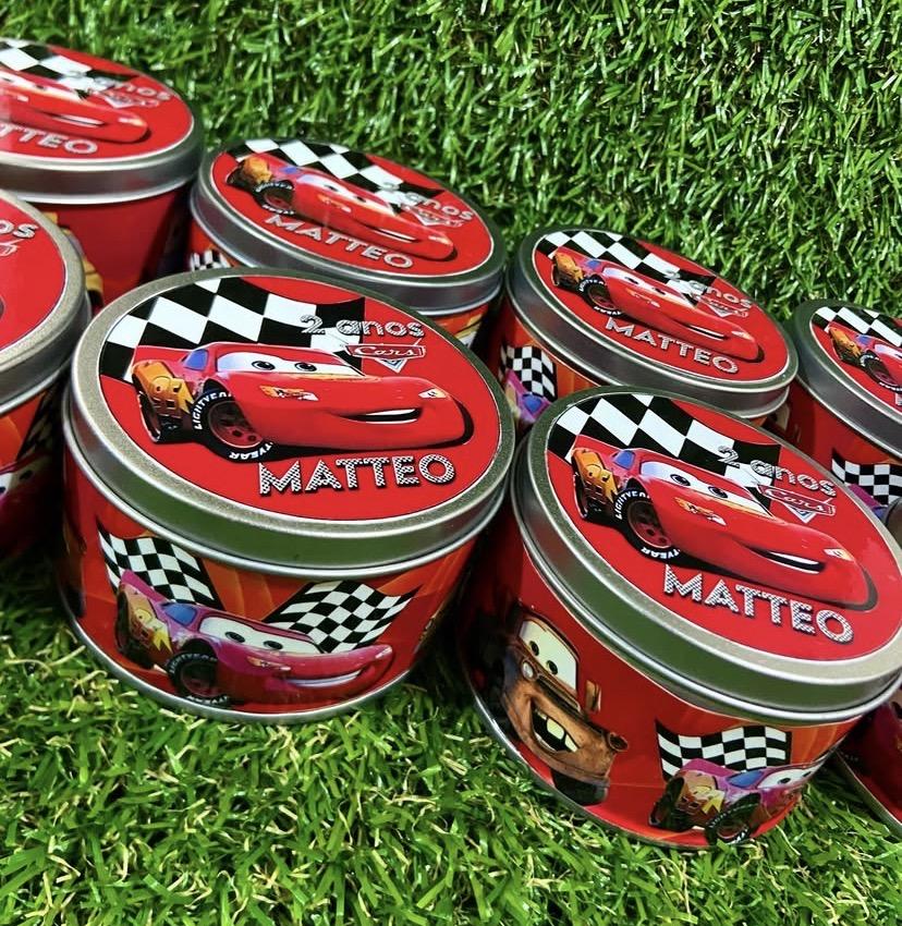 Lata de aniversário Carros