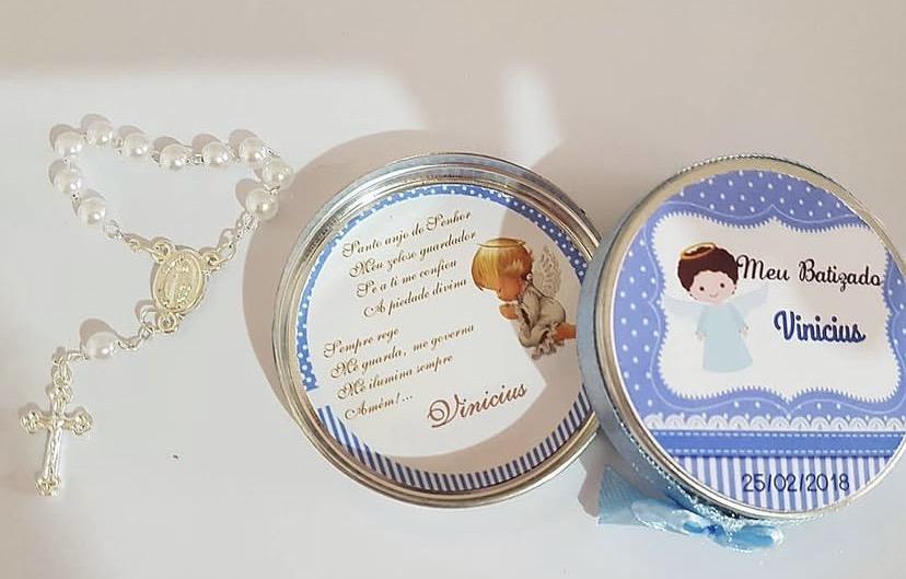 Latinha personalizada com tercinho para batizado