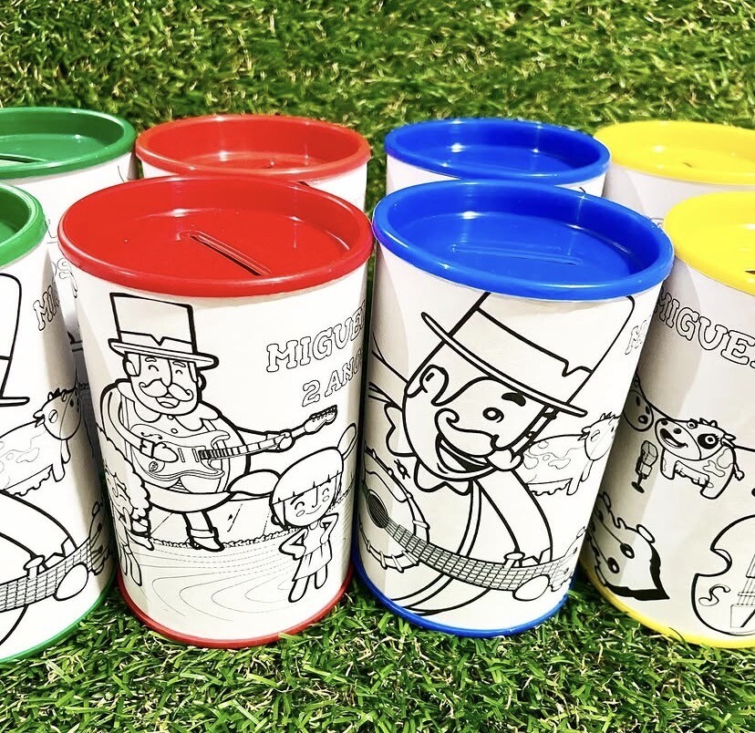 Cofrinho de colorir personalizado