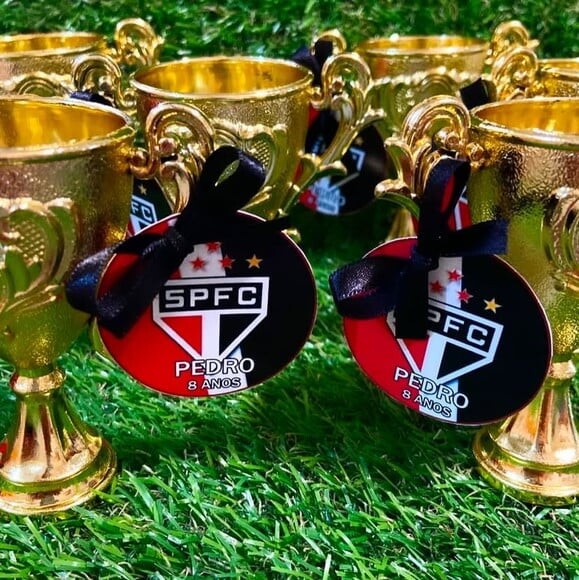 Troféu com Tag Personalizada
