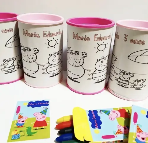 Cofrinho de colorir personalizado