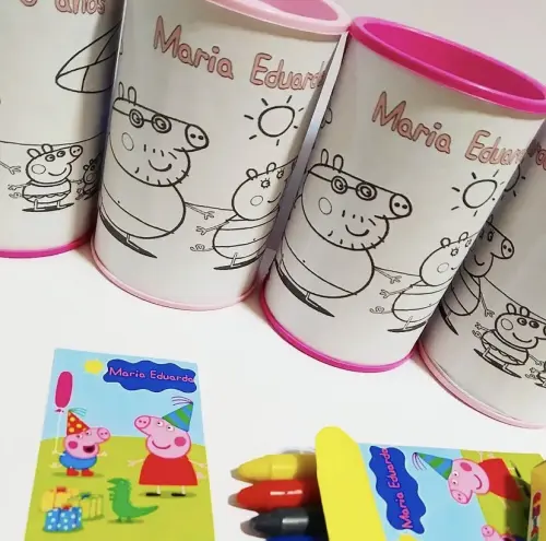 Cofrinho de colorir personalizado