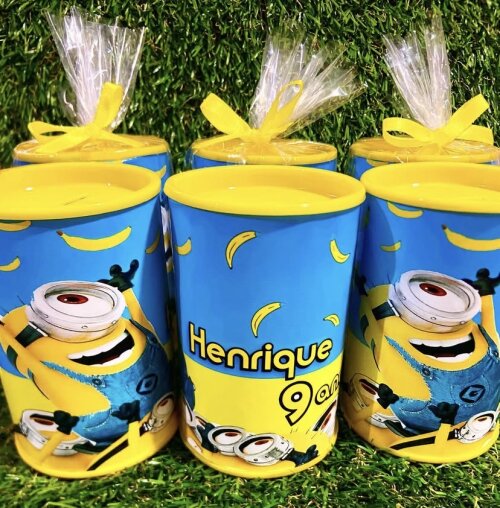Cofrinho personalizado minions