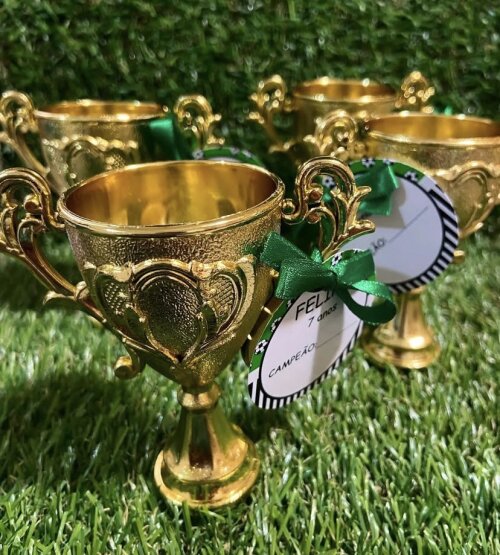 Troféu Dourado com Tag Personalizada