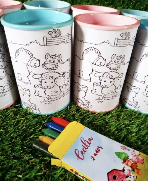 Cofrinho de colorir personalizado