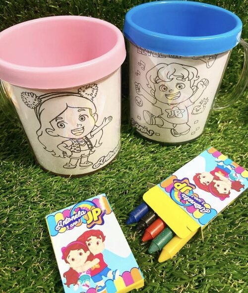 Caneca de colorir personalizada