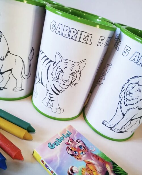 Cofrinho de colorir personalizado