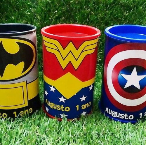 Cofrinhos Super Heróis Personalizados