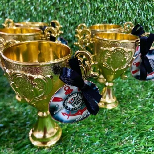 Troféu Dourado com Tag Personalizada