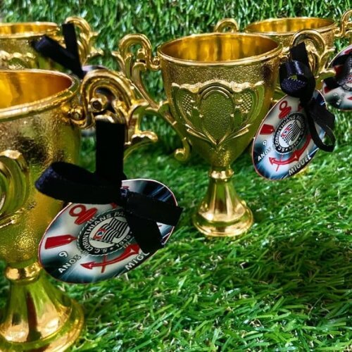 Troféu Dourado com Tag Personalizada