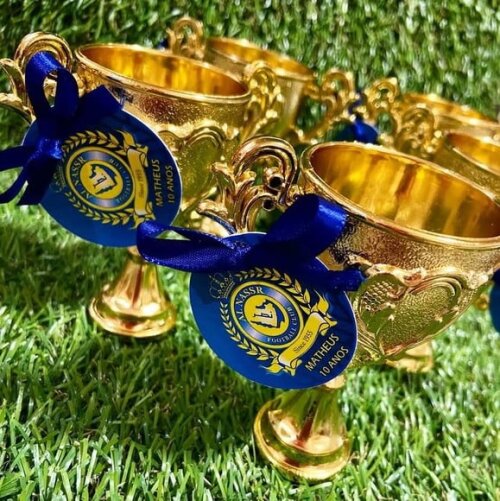 Troféu Dourado com Tag Personalizada