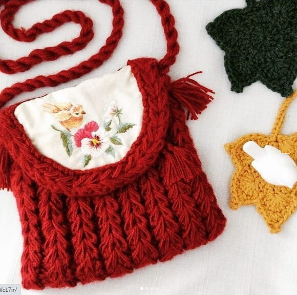 Bolsa em Tricô Vintage