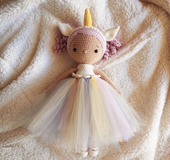 Cécile Boneca Unicórnio Amigurumi