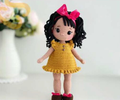 Boneca Adriana em Amigurumi