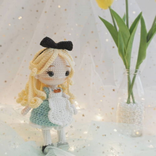 Boneca Alice - Amigurumi