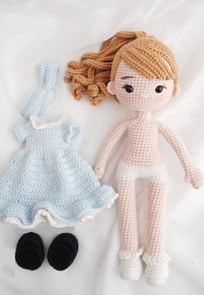 Boneca Nina em Amigurumi