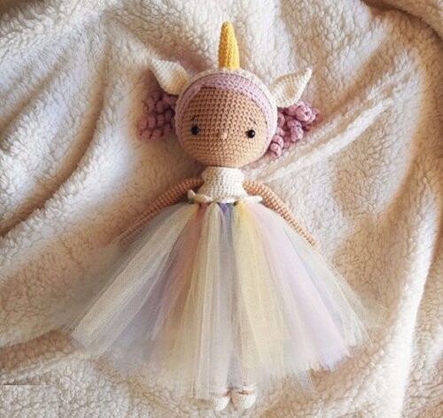 Cécile Boneca Unicórnio Amigurumi