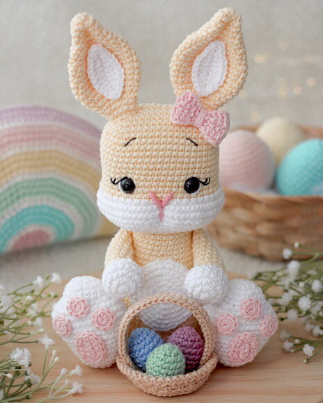 Coelhinha da Páscoa Lilica em Amigurumi