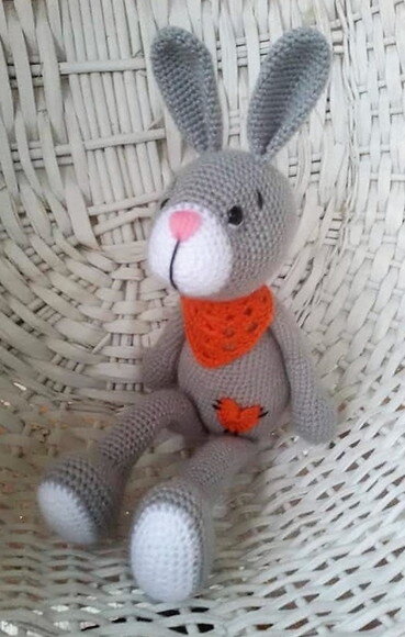 Coelho em Crochê amigurumi