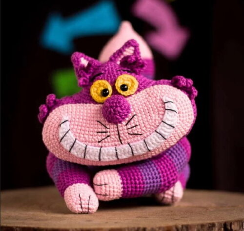 Peso de Porta - Gato Cheshire em Amigurumi - Alice