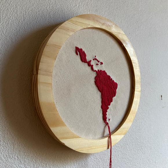 Bastidor Bordado América Latina