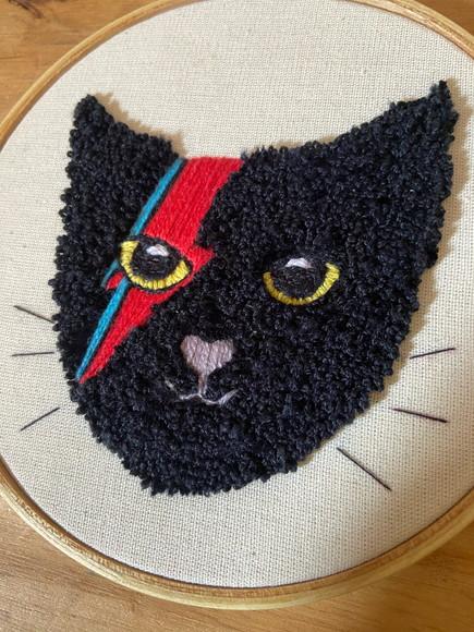 Bastidor Bordado Gatinha - Bowie