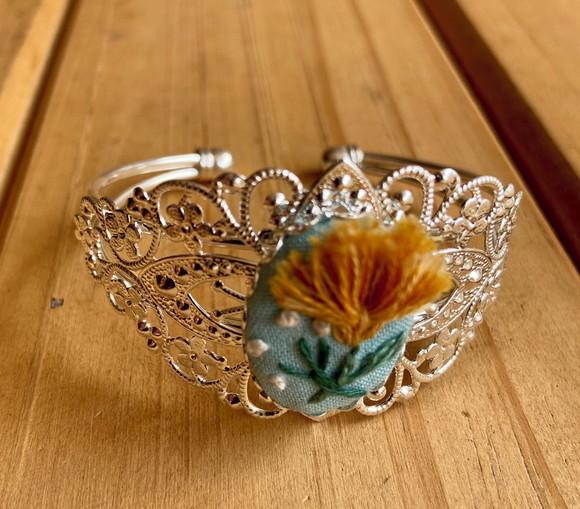 Bracelete Bordado Azul