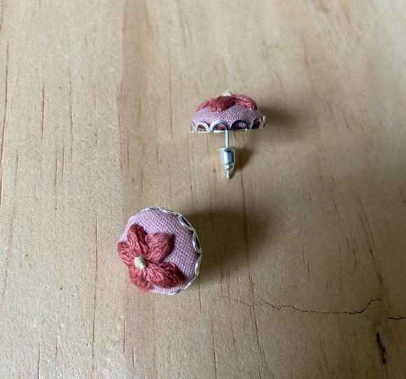 Brinco Bordado Rosa Chá II
