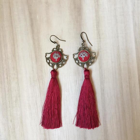Brinco Bordado Vermelho I