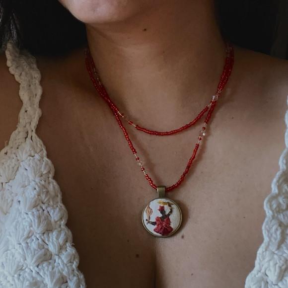 Cordão de Miçangas Rainha dos Raios