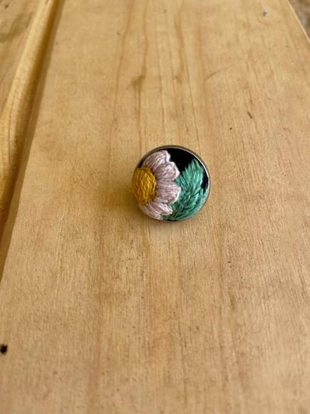 Pin (broche) Bordado