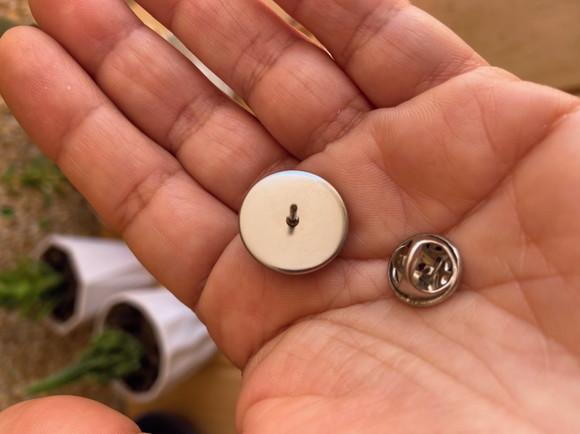 Pin (broche) Bordado