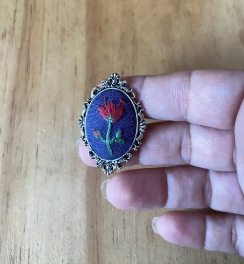 Anel Bordado Flor Vermelha